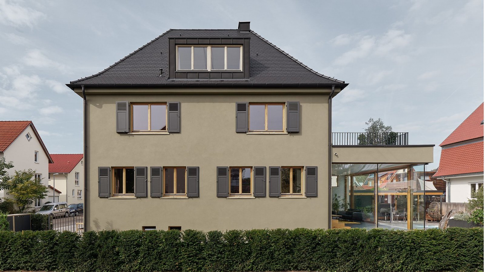 Immer noch Sehnsuchtsort auch junger Familien – ein Einfamilienhaus wie dieses in Kirchheim unter Teck, saniert und umgebaut von dem Stuttgarter Architekten Thilo Holzer.Foto: Zooey Braun /Holzer Architekten Immer noch Sehnsuchtsort auch junger Familien – ein Einfamilienhaus wie dieses in Kirchheim unter Teck, saniert und umgebaut von dem Stuttgarter Architekten Thilo Holzer.Foto: Zooey Braun /Holzer Architekten