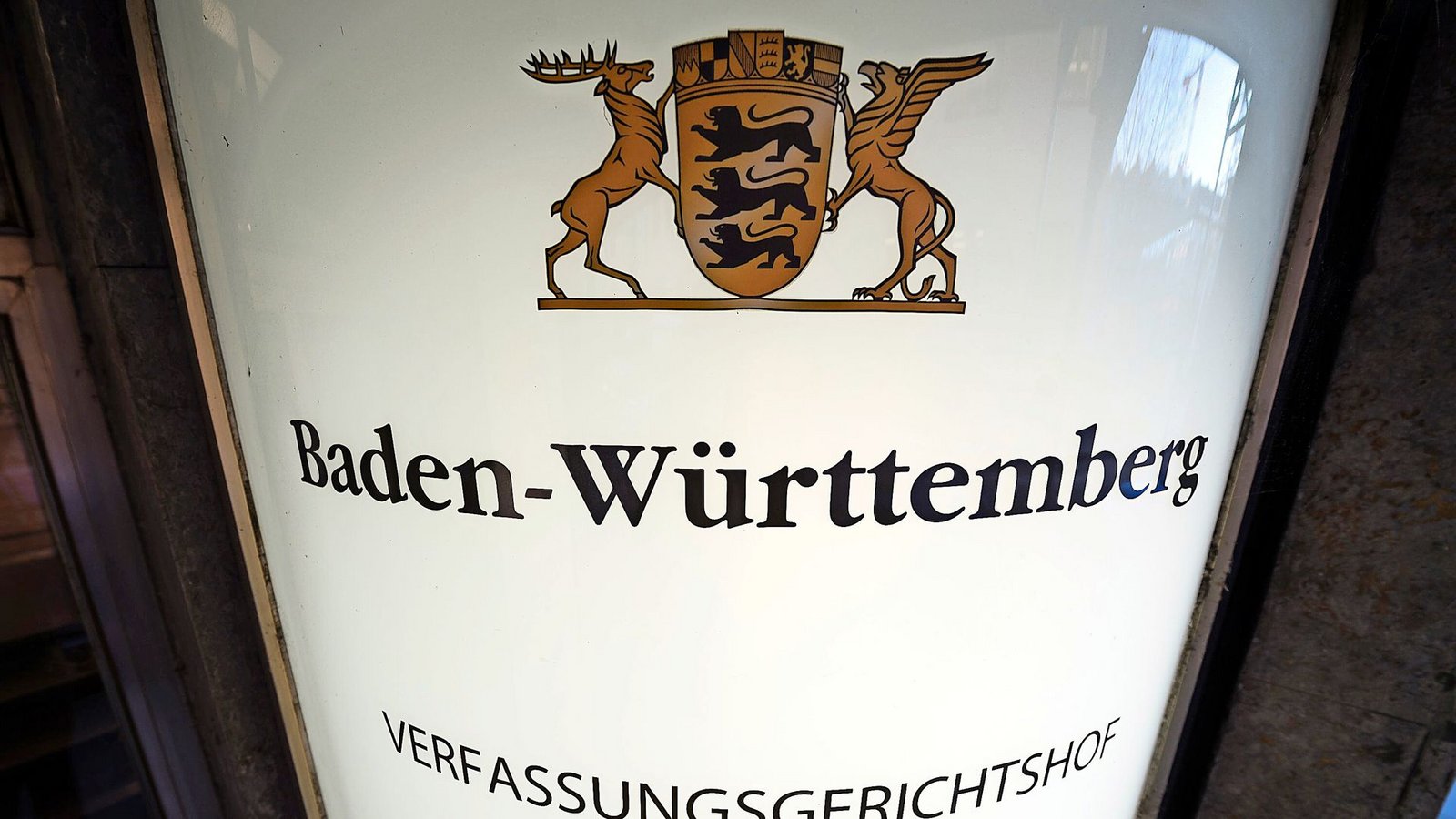 Das Gericht urteilt bei Verstößen gegen die Landesverfassung.Foto: dpa/Sina Schuldt Das Gericht urteilt bei Verstößen gegen die Landesverfassung.Foto: dpa/Sina Schuldt