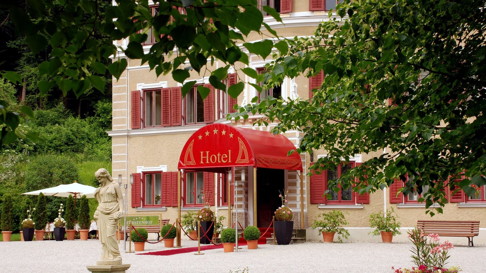 Der Fürstenhof, ein oberbayerisches Luxushotel, ist Schauplatz der erfolgreichsten Telenovela im deutschen Fernsehen.Foto: ARD/Jo Bischof Der Fürstenhof, ein oberbayerisches Luxushotel, ist Schauplatz der erfolgreichsten Telenovela im deutschen Fernsehen.Foto: ARD/Jo Bischof