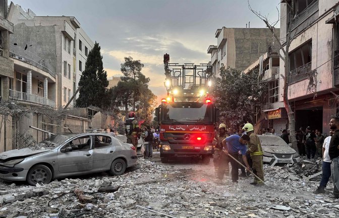 Szene in Teheran nach dem israelischen Angriff.<span class='image-autor'>Foto: AFP/MEGHDAD MADADI</span>