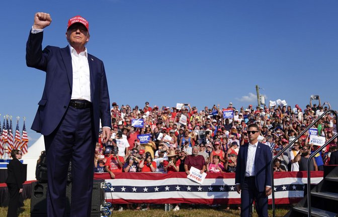 Donald Trump kandidiert für die Republikaner für das Amt des US-Präsidenten.<span class='image-autor'>Foto: dpa/Evan Vucci</span>