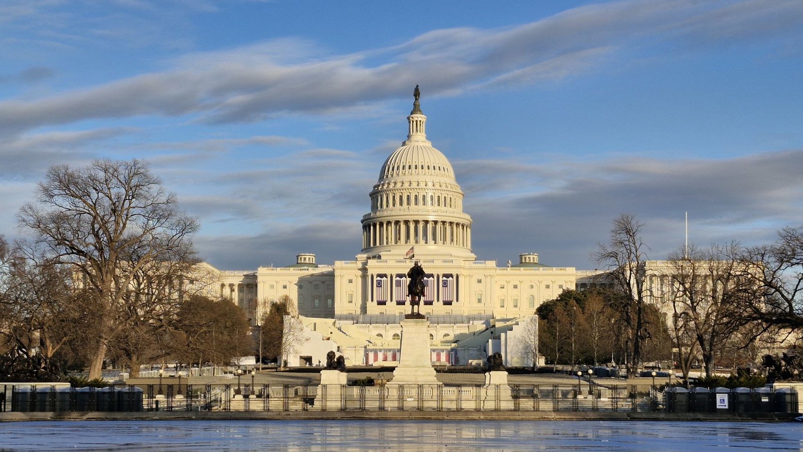 Die Welt blickt nach Washington: An diesem Montag wird Donald Trump vereidigt.Foto: dpa/Naegele Elika Die Welt blickt nach Washington: An diesem Montag wird Donald Trump vereidigt.Foto: dpa/Naegele Elika