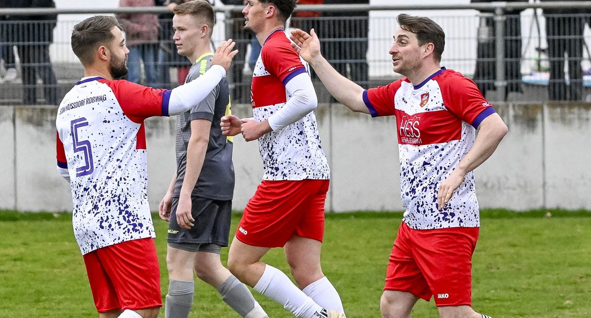 SGM Nussdorf Roßwag - SGM Hohenhaslach Freudental (grauer Dress), 2:1, 15.03.2026   Fußball, Männer, Kreisliga A3, Enz-Murr, Saison 2025 / 2026,  Johannes Wizemann (SGM TSV Nussdorf/FV Rosswag, #09) 2 vl freunt sich über das 2:0 