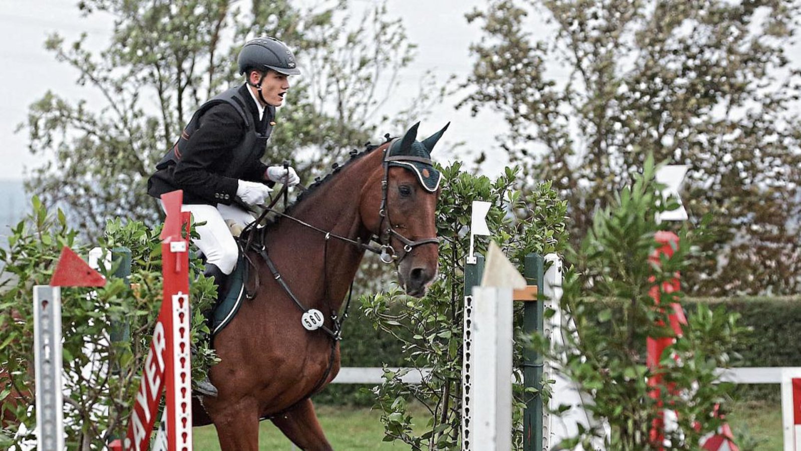 Lars Wellhöfer behält im Einsteiger-Parcours den Überblick und sichert sich mit seinem Team „Die glorreichen Sechs“ den zweiten Platz. Foto: Küppers Lars Wellhöfer behält im Einsteiger-Parcours den Überblick und sichert sich mit seinem Team „Die glorreichen Sechs“ den zweiten Platz. Foto: Küppers