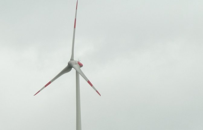 Bislang allein im weiteren Umfeld steht das Windrad in Ingersheim.  Foto: Archiv<span class='image-autor'>Foto: Archiv</span>