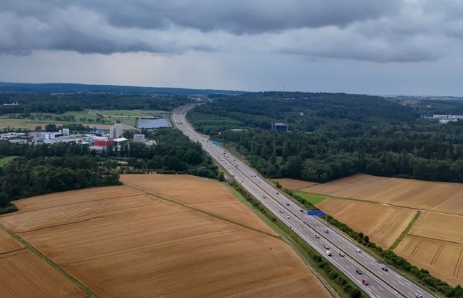 Die A 8 zwischen Rutesheim und Pforzheim: Die Fahrbahndecke wird saniert.<span class='image-autor'>Marius Bulling/onw-images/dpa</span>