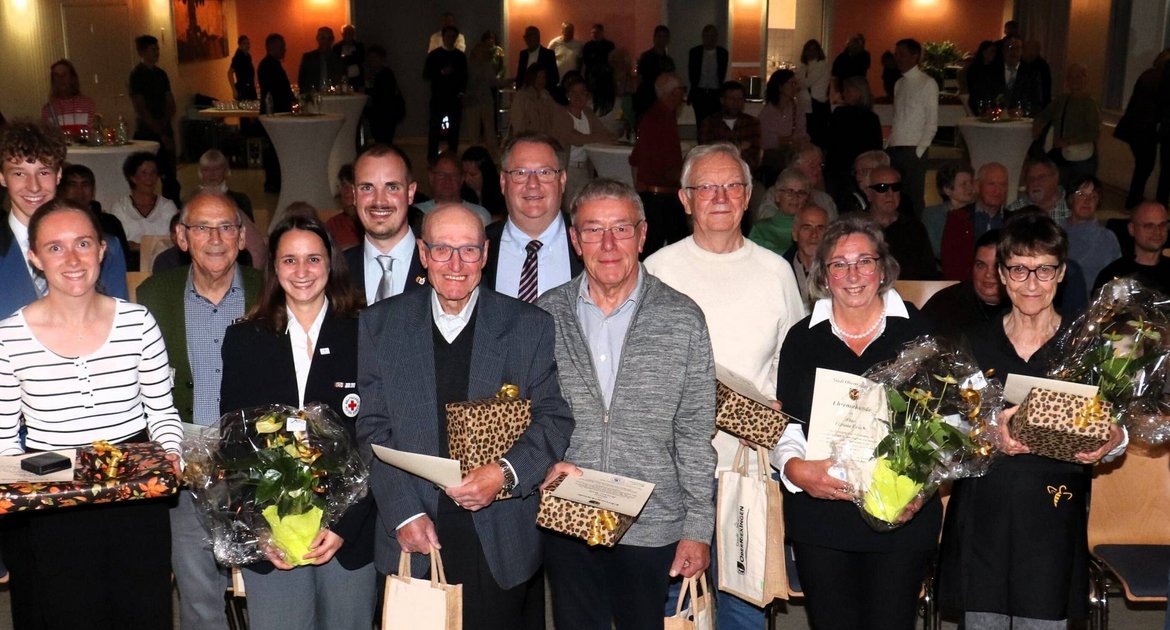Oberriexingen Bürgerempfang Festhalle Ehrung Ehrenamt Blutspender Vereine