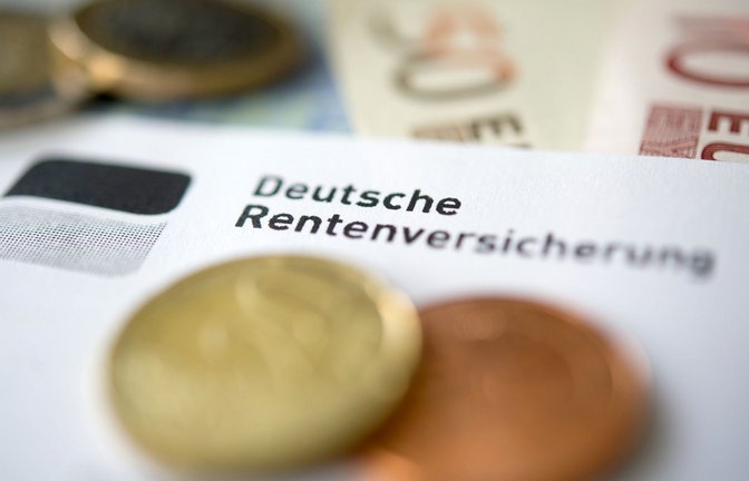 Die Deutsche Rentenversicherung hat zurückhaltend auf den Beschluss zur Ausweitung der Mütterrente  reagiert (Symbolbild).<span class='image-autor'>Foto: dpa/Marijan Murat</span>