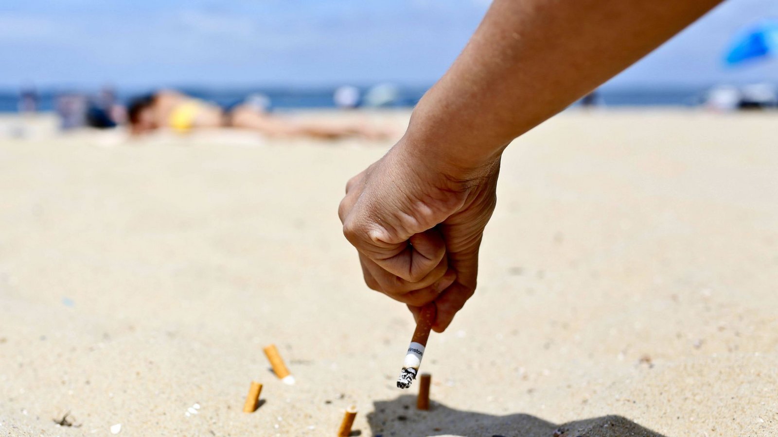 Das Rauch-Verbot gilt laut dem Gesundheitsministerium auch für Besucher des Landes.Foto: IMAGO/Andia/Perrogon F/Andia.fr via www.imago-images.de
