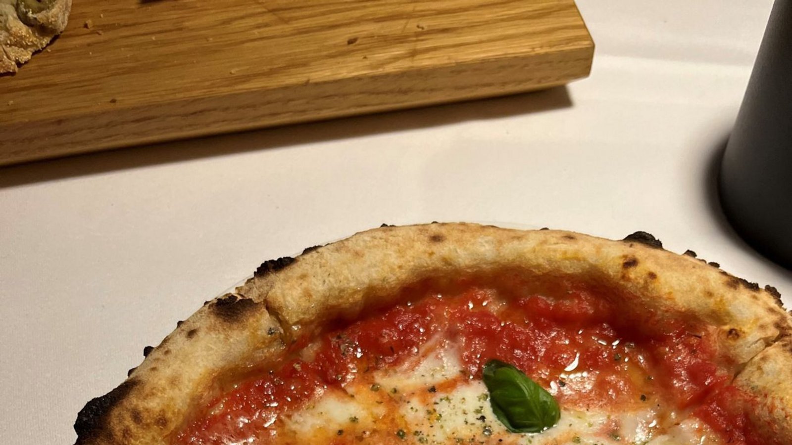 Diese Mini-Pizza ist maximal gut.Foto: red/red Diese Mini-Pizza ist maximal gut.Foto: red/red