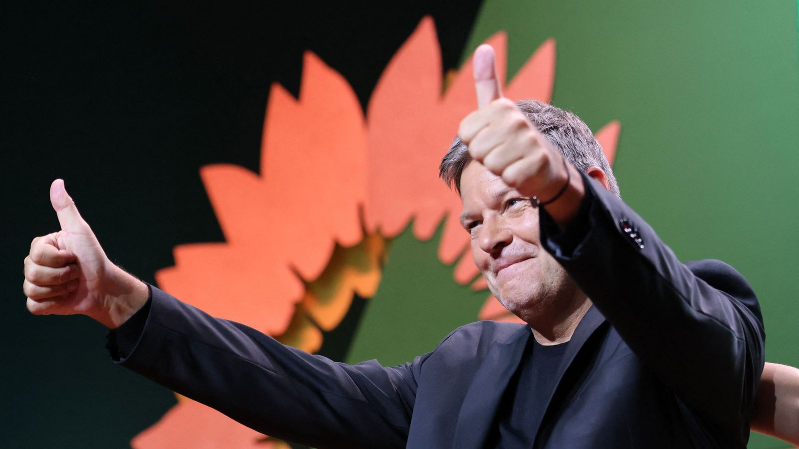 Robert Habeck schwört die Grünen auf den Wahlkampf ein.Foto: AFP/Daniel Roland Robert Habeck schwört die Grünen auf den Wahlkampf ein.Foto: AFP/Daniel Roland