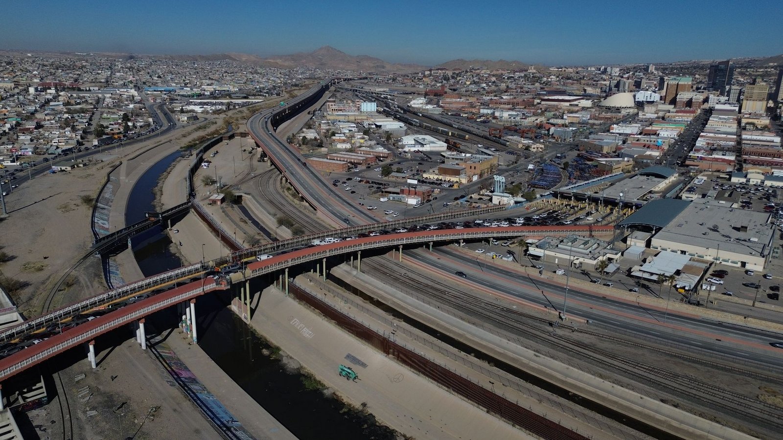 Mexiko ist aufgrund seiner geografischen Lage als Nachbarland der USA ein wichtiger Produktionsstandort. (Archivbild)Foto: Christian Chavez/AP/dpa