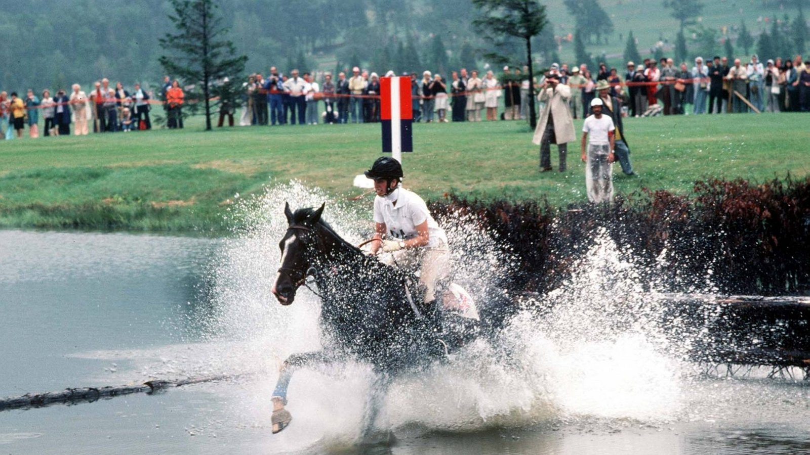 Prinzessin Anne auf Goodwill bei den Olympischen Spielen 1976.Foto: IMAGO / Colorsport Prinzessin Anne auf Goodwill bei den Olympischen Spielen 1976.Foto: IMAGO / Colorsport