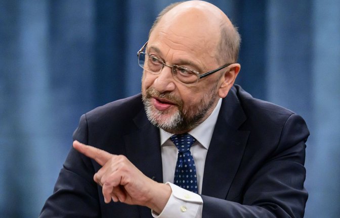 SPD-Politiker Martin Schulz zeigt sich am Sonntagabend im ARD-Talk von Caren Miosga empört über US-Präsident Donald Trump.<span class='image-autor'>Foto: IMAGO/HMB-Media</span>