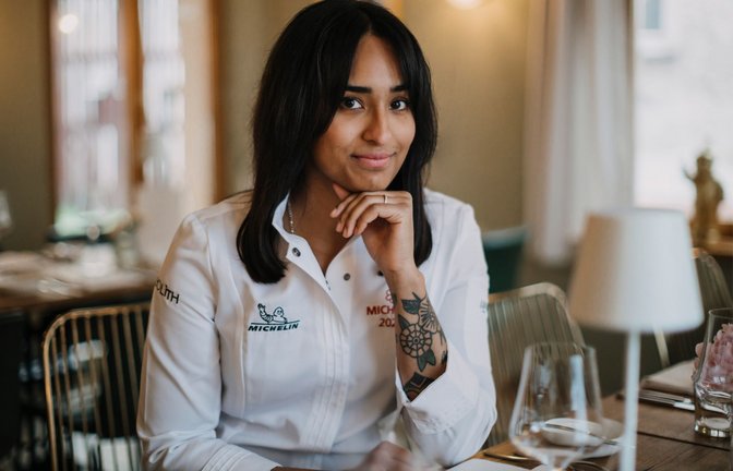 Alina Meissner-Bebrout ist schon seit acht Jahren selbstständig. Die hohe Kochkunst lernte sie unter anderem bei Sven Elverfeld im „Aqua“.<span class='image-autor'>Foto: Anna Salemi</span>