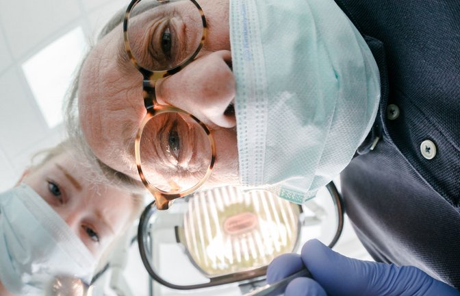 Karies, Pulpitis, apikale Ostitis, Gangrän, atypische Zahnschmerzen: Schon beim Hören dieser zahnärztlichen Fachbegriffe meint man  Zahnweh zu spüren.<span class='image-autor'>Foto: dpa</span>