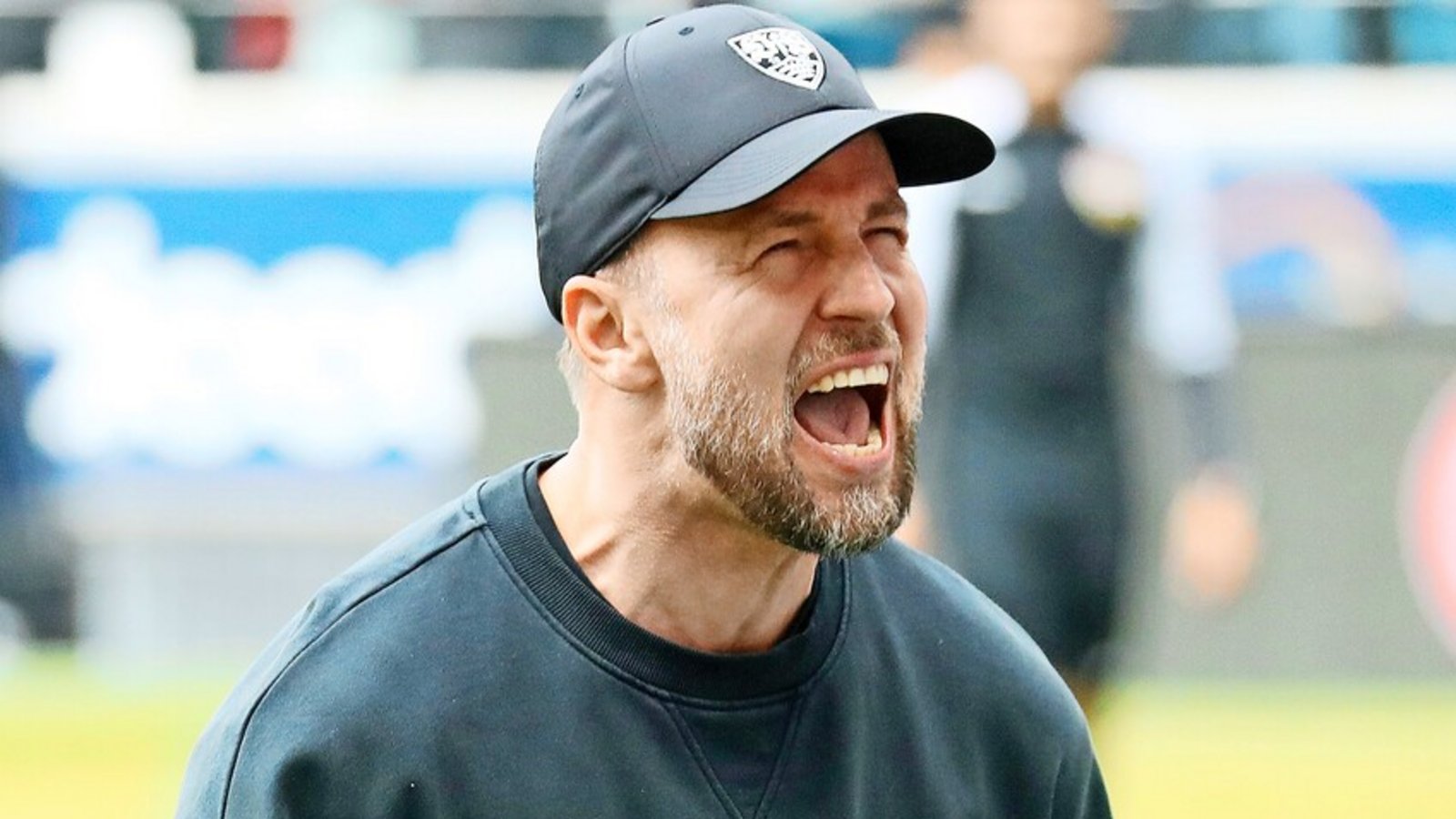Erfolgsgeschichte: Seit dem Einstieg von Sebastian Hoeneß im April 2023 (unten links) hat der VfB wieder öfter Grund zum Feiern – wie beim Pokalsieg 2025 (unten rechts) oder angesichts des erneuten Champions-League-Einzugs in diesem Jahr.Foto: Baumann (2), dpa/Tom Weller Erfolgsgeschichte: Seit dem Einstieg von Sebastian Hoeneß im April 2023 (unten links) hat der VfB wieder öfter Grund zum Feiern – wie beim Pokalsieg 2025 (unten rechts) oder angesichts des erneuten Champions-League-Einzugs in diesem Jahr.Foto: Baumann (2), dpa/Tom Weller