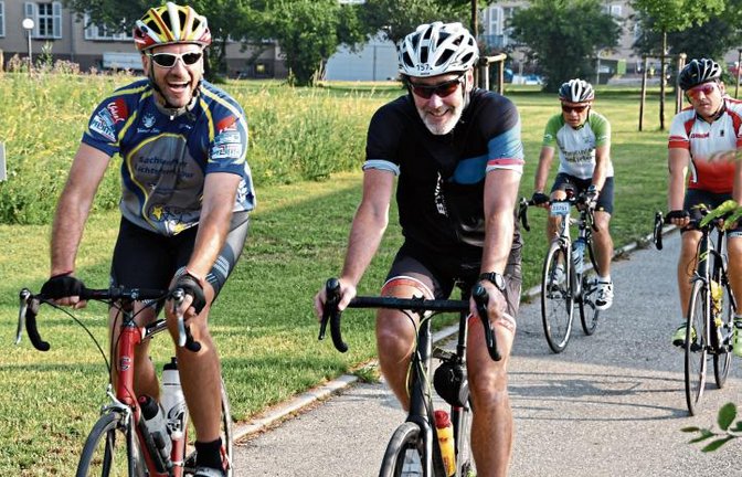 Die 12. Sachsenheimer Lichtenstern-Tour verlangte den Teilnehmern bei schwülen Temperaturen so einiges ab.  Foto: p