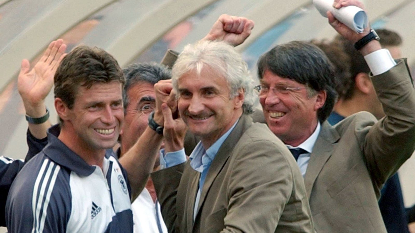 2002 feierte Rudi Völler als DFB-Teamchef einen Sieg gegen Paraguay. (Archivbild)Foto: picture alliance / dpa