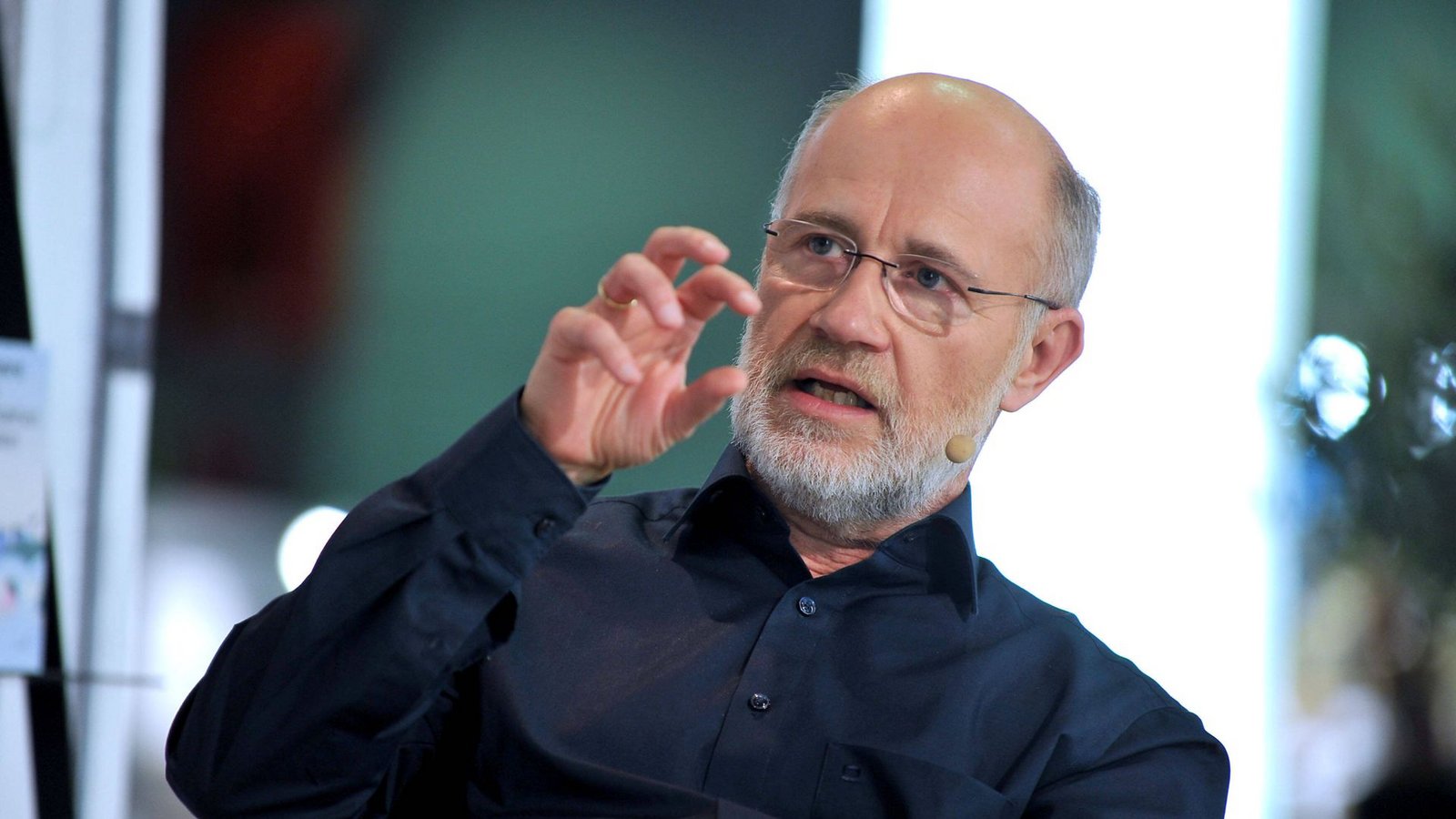 Physiker Harald Lesch hat sich zum Thema Aliens geäußert.Foto: imago images/STAR-MEDIA Physiker Harald Lesch hat sich zum Thema Aliens geäußert.Foto: imago images/STAR-MEDIA