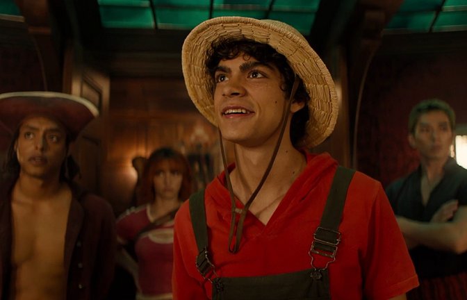 (v.l.n.r.) Jacob Romero Gibson als Usopp, Emily Rudd als Nami, Iñaki Godoy als Monkey D. Luffy, Mackenyu Arata als Roronoa Zoro in Staffel 1 von "One Piece".<span class='image-autor'>Foto: Netflix © 2023</span>