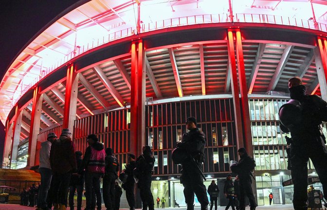 Wie sicher ist die Fußball-EM in Deutschland?<span class='image-autor'>Foto: dpa/Arne Dedert</span>