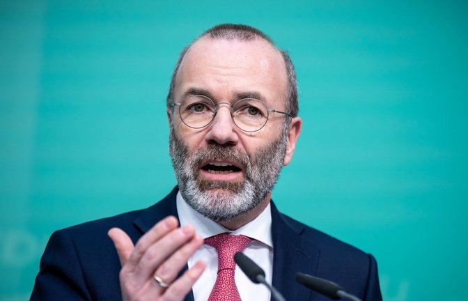 Der CSU-Politiker Manfred Weber steht seit 2014 an der Spitze der EVP-Fraktion im Europaparlament.<span class='image-autor'>Foto: Michael Kappeler/dpa</span>
