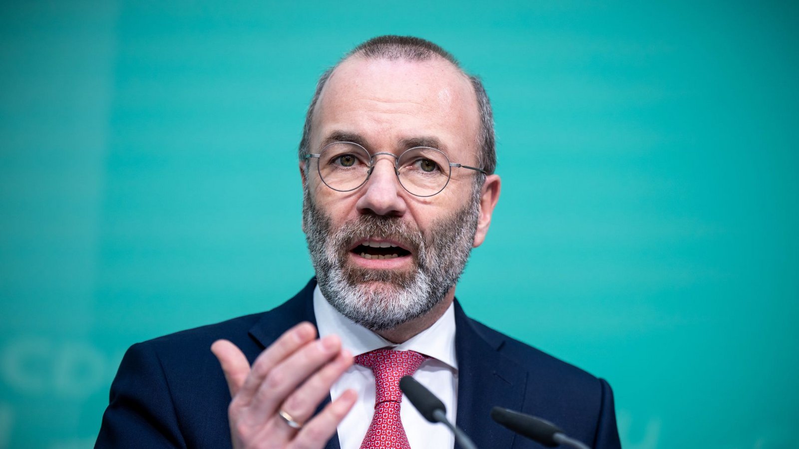 Der CSU-Politiker Manfred Weber steht seit 2014 an der Spitze der EVP-Fraktion im Europaparlament.Foto: Michael Kappeler/dpa Der CSU-Politiker Manfred Weber steht seit 2014 an der Spitze der EVP-Fraktion im Europaparlament.Foto: Michael Kappeler/dpa