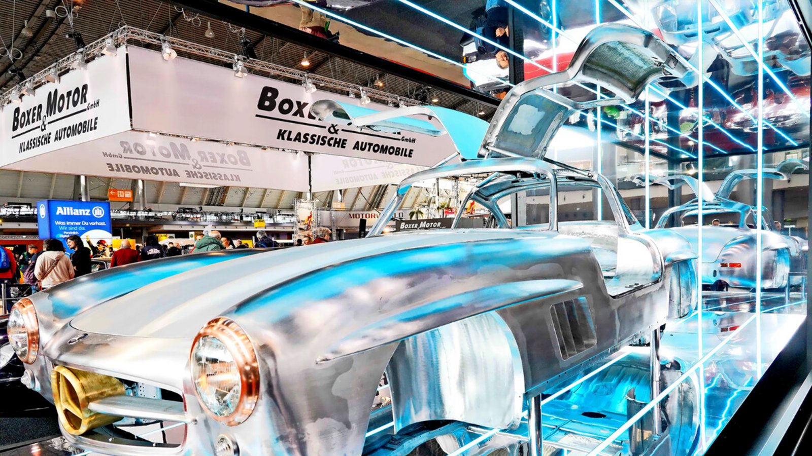 Die  Rohkarosserie des Mercedes 300 SL W19 war einer der Höhepunkte der Retro Classics.Foto: Andreas Rosar Fotoagentur-Stuttg/Andreas Rosar/Fotoagentur-Stuttgart
