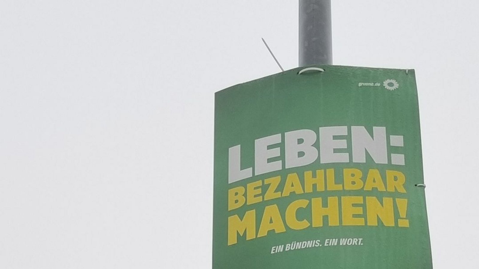 Das Leben bezahlbarer wollen die Grünen machen indem sie die Strompreise senken und Mietpreissteigerungen begrenzen.Foto: Chiara Sterk