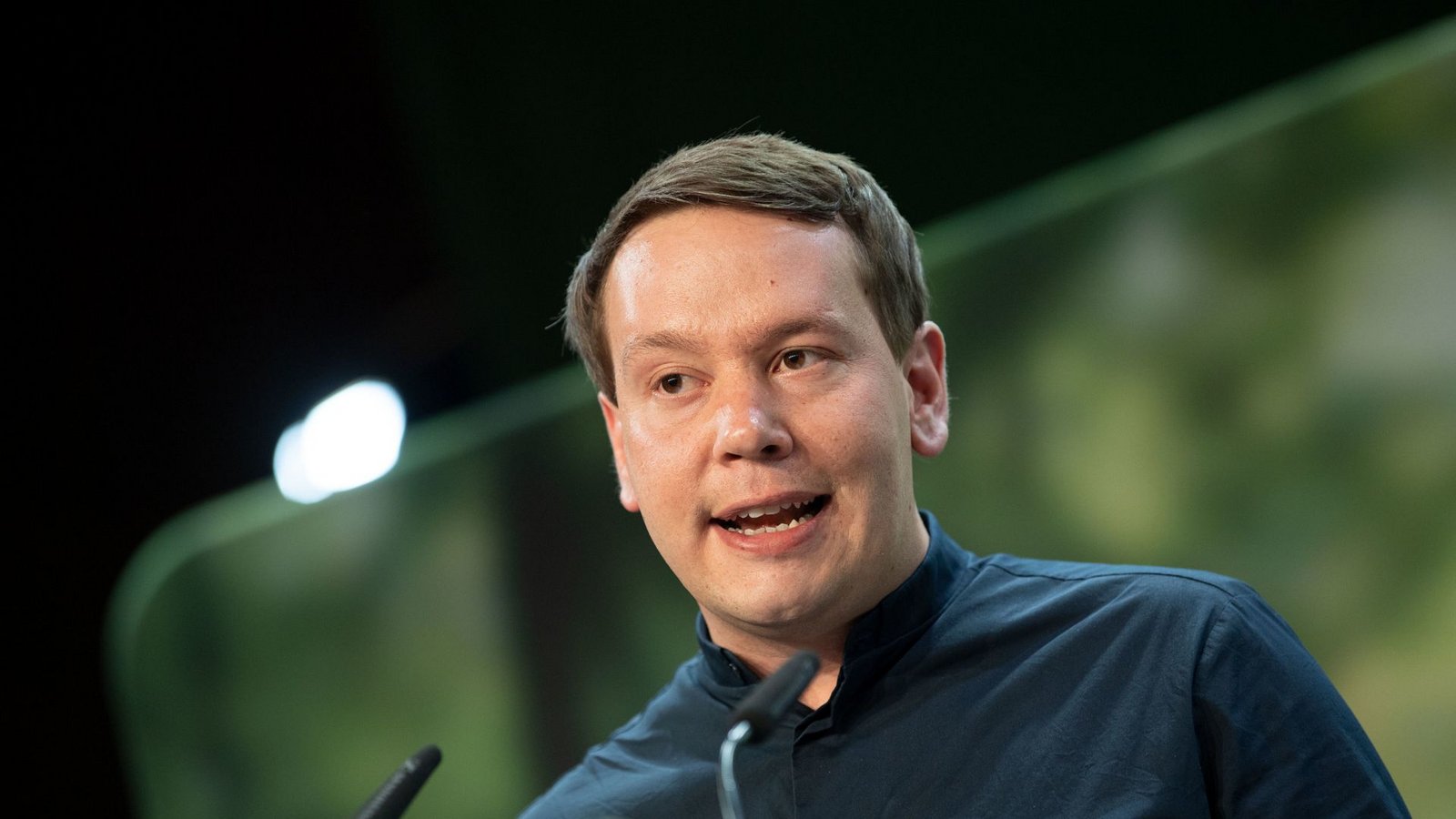 Oliver Hildenbrand plädiert für eine Regelabfrage beim Verfassungsschutz vor der Einstellung in den Polizeidienst.Foto: dpa/Marijan Murat Oliver Hildenbrand plädiert für eine Regelabfrage beim Verfassungsschutz vor der Einstellung in den Polizeidienst.Foto: dpa/Marijan Murat
