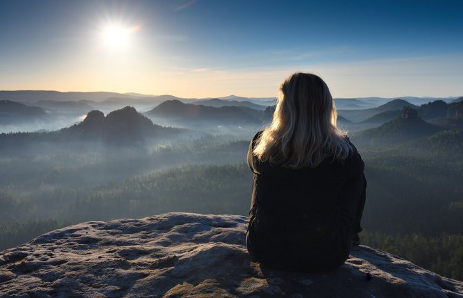 5 Dinge, die sich beim digitalen Detox im Leben ändern und 10 Tipps, wie Sie die digitale Entgiftung ohne Stress schaffen.<span class='image-autor'>Foto: RDonar / Shutterstock.com</span>