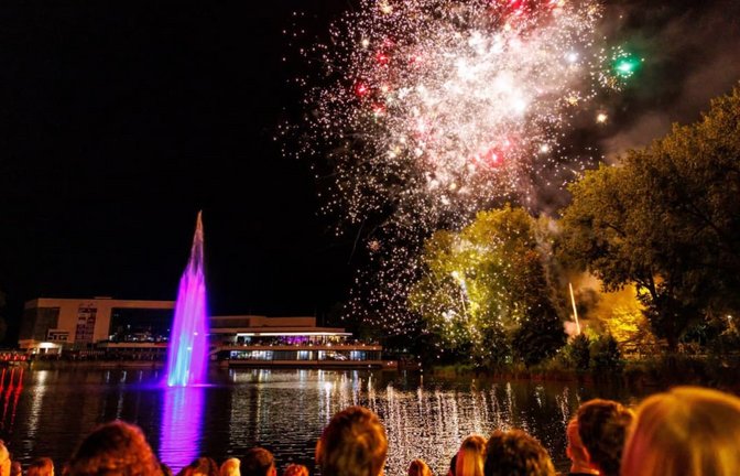 Am Eröffnungsabend des Schlemmen am See gibt es immer ein Feuerwerk.<span class='image-autor'>Stefanie Schlecht/Archiv</span>
