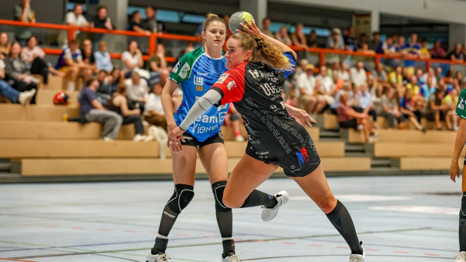 Marleen Gaiser vom HC Schmiden/Oeffingen überzeugt mit ihrer Leistung trotz der deutlichen Niederlage gegen den TSV Bönnigheim.Archiv Günter Schmid