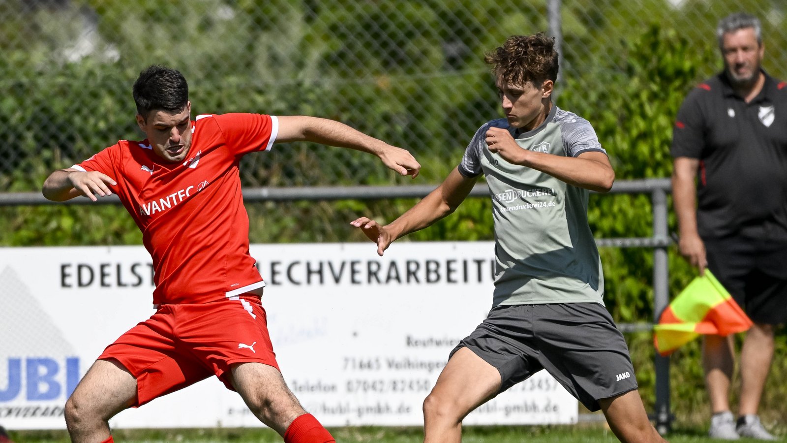 Thomas Trinkl (links) tritt mit dem SV Horrheim am Sonntag gegen die TSG Steinheim an. Foto: Leitner