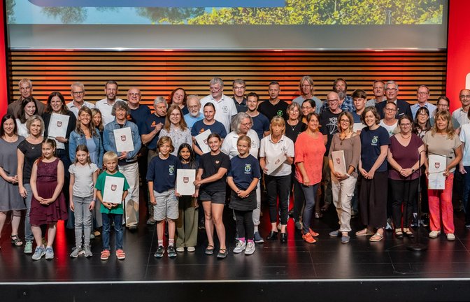Sie alle setzen sich für Naturschutz ein: die diesjährigen Preisträger.  <span class='image-autor'>Foto: LL</span>