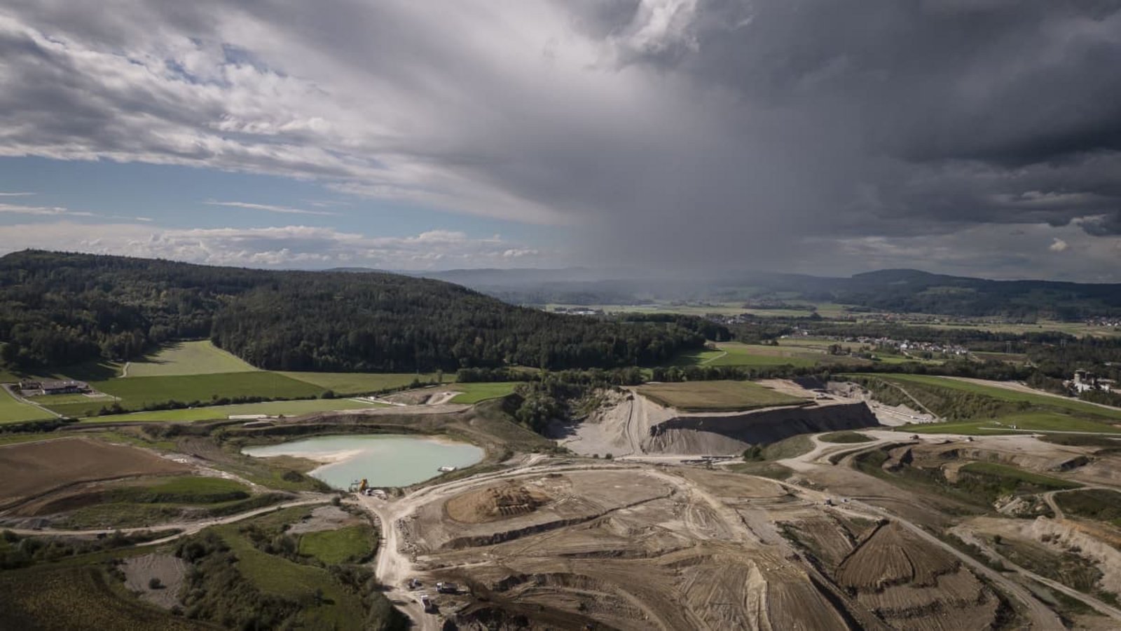 Die Schweiz hat entschieden, das Atommüll-Endlager in Stadel, nahe der deutschen Grenze, zu errichten.Michael Buholzer/KEYSTONE/dpa Die Schweiz hat entschieden, das Atommüll-Endlager in Stadel, nahe der deutschen Grenze, zu errichten.Michael Buholzer/KEYSTONE/dpa