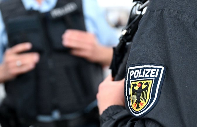 Die Bundes- und Landespolizei waren zum Einsatz vor Ort. (Symbolbild)<span class='image-autor'>Foto: dpa/Sven Hoppe</span>
