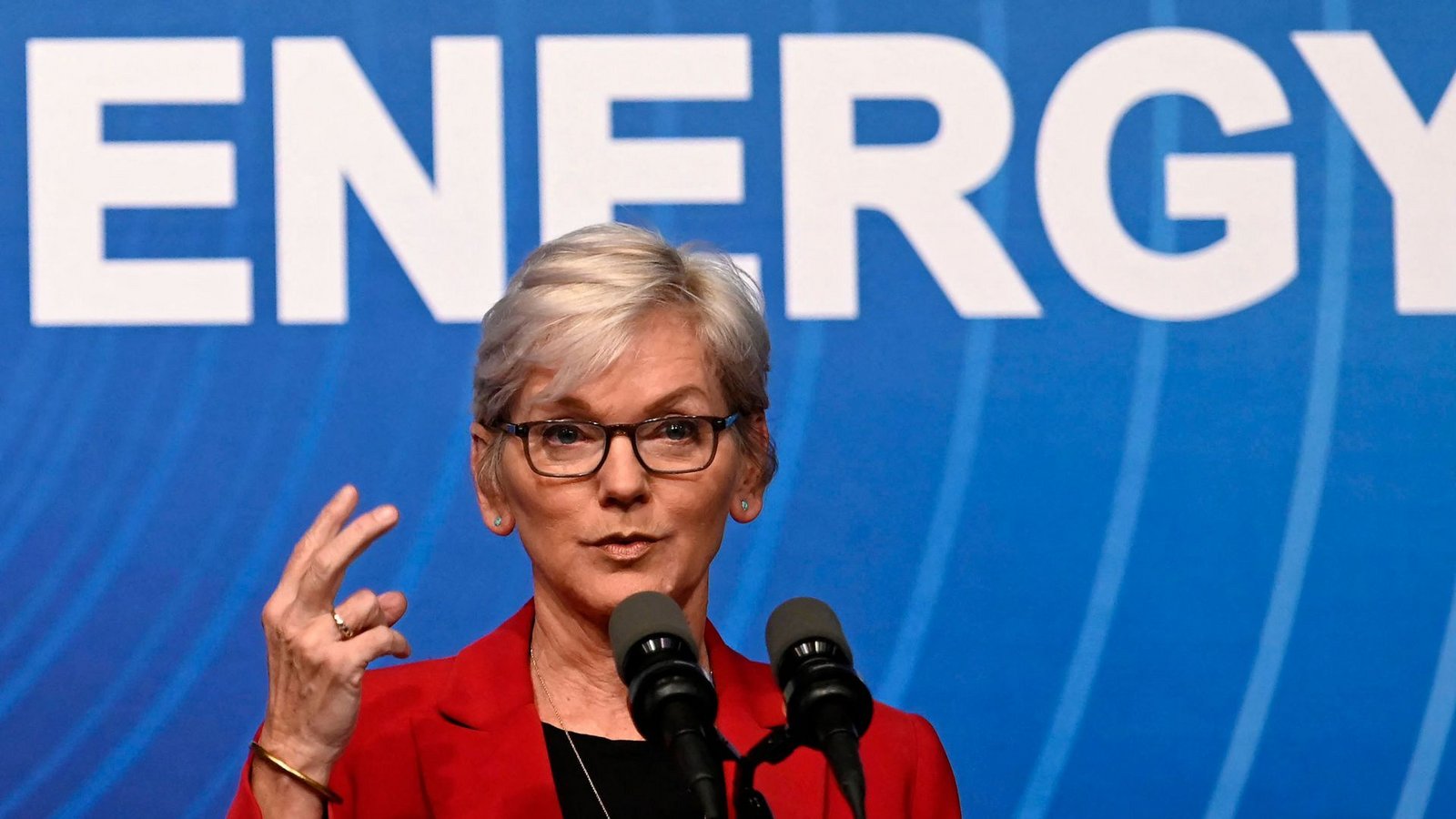 US-Energieministerin Jennifer Granholm sprach von einem Durchbruch, „der in die Geschichtsbücher eingehen wird“.Foto: AFP/OLIVIER DOULIERY