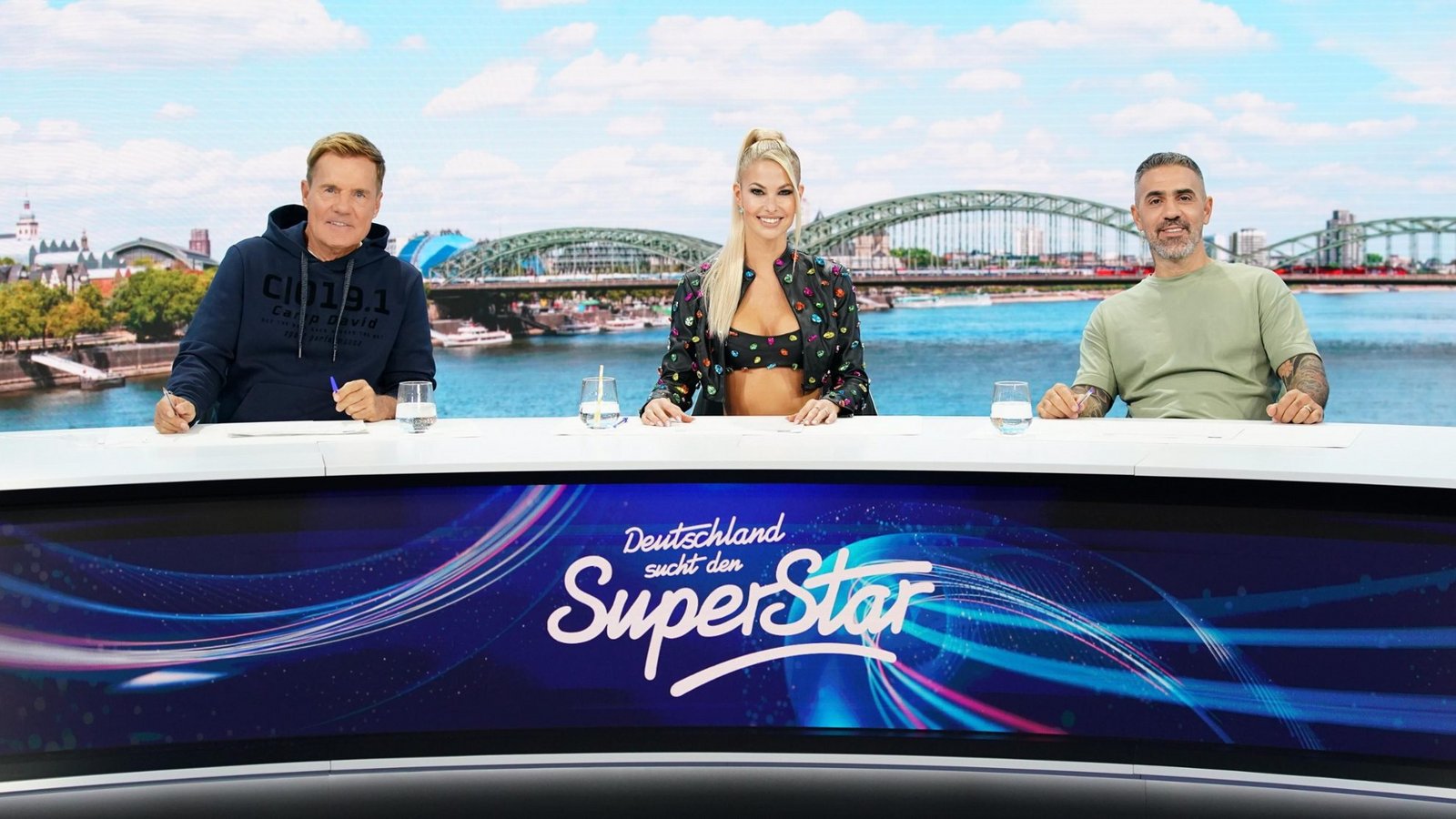 Die Jury mit Dieter Bohlen (l.), Isi Glück und Anis Ferchichi (Bushido).Foto: RTL / Stefan Gregorowius Die Jury mit Dieter Bohlen (l.), Isi Glück und Anis Ferchichi (Bushido).Foto: RTL / Stefan Gregorowius