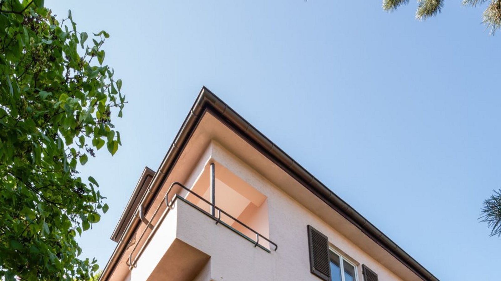 Architektin Sophie Frank hat ein 30er-Jahre-Haus im Stuttgarter Westen aus dem Dornröschenschlaf geweckt und ein lichtes Heim für eine vierköpfige Familie geschaffen. Dabei  . . .Foto: Kai Loges
