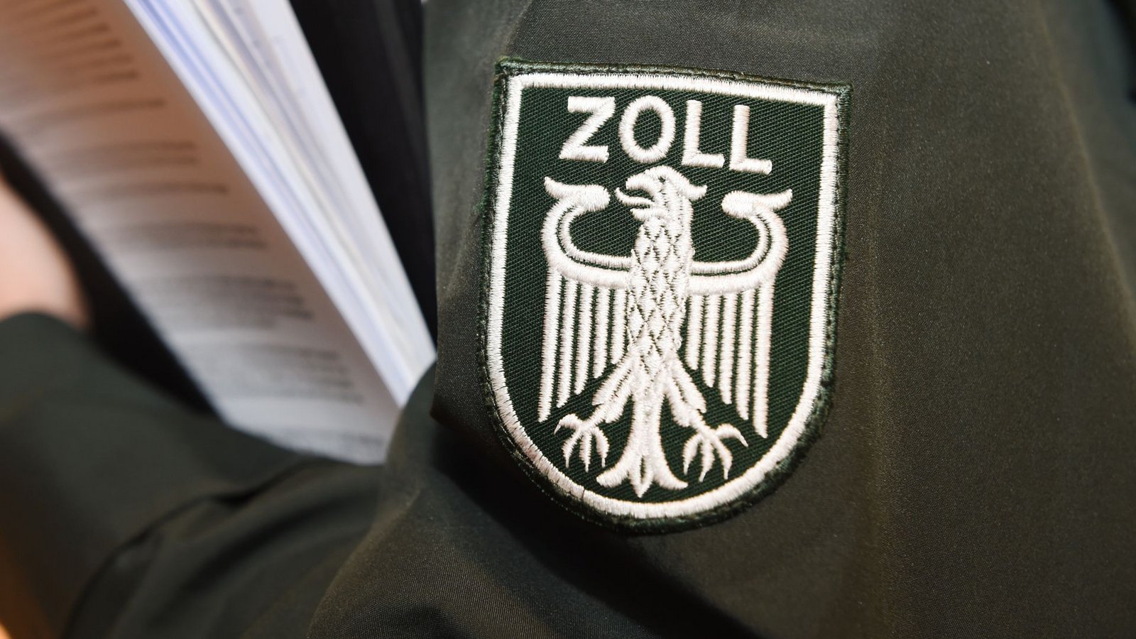 Die Zollbeamten fanden die Drogen bereits Ende März (Symbolbild).Foto: Stefan Sauer/dpa-Zentralbild/dpa