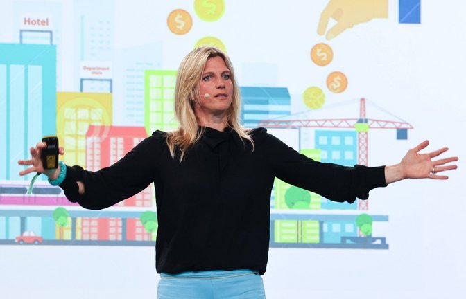 Maja Göpel greift auf der Republica ein zentrales Thema auf: Die Klimakrise und die Auswirkungen eines ständigen Wirtschaftswachstums.<span class='image-autor'>Foto: imago/Mauersberger/ Future Image</span>