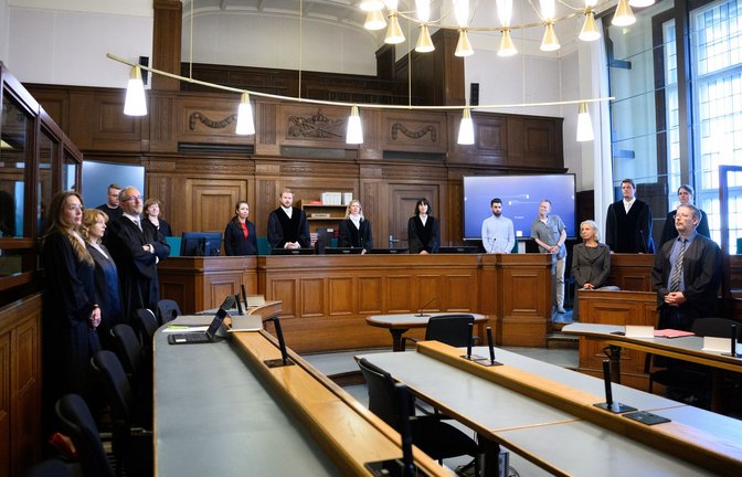 Ein Palliativarzt steht wegen 15-fachen Mordverdachts vor Gericht. (Archivbild)<span class='image-autor'>Foto: Bernd von Jutrczenka/dpa</span>