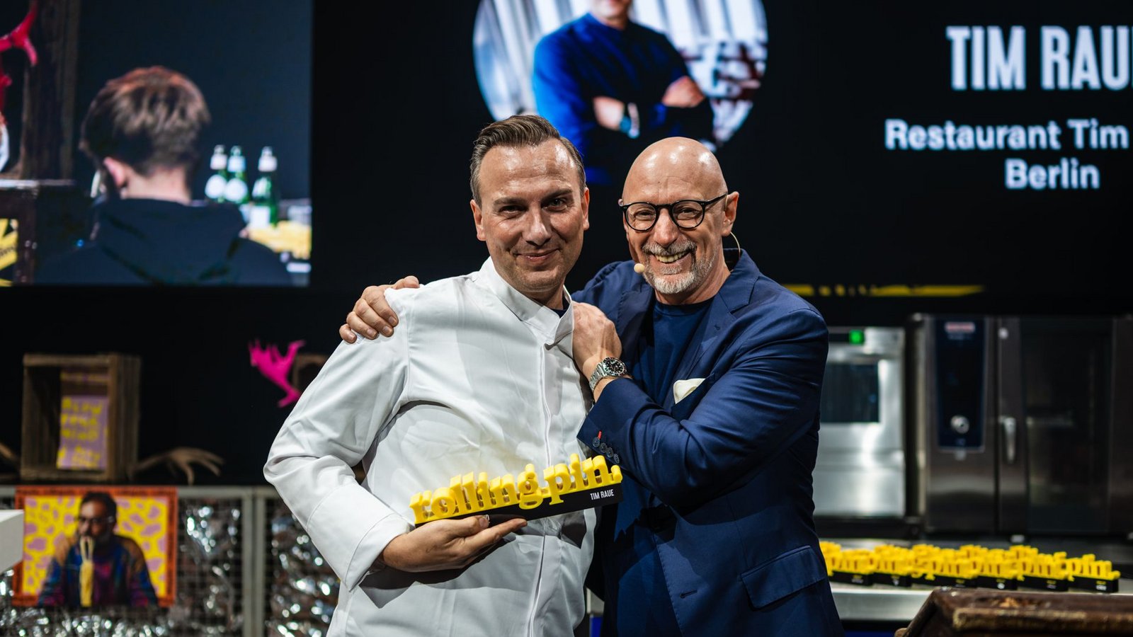 Tim Raue (links) wurde von Jürgen Pichler ausgezeichnet.Foto: RP