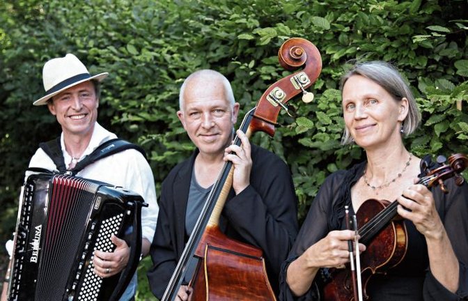 Das Trio Youkali ist im Glasperlenspiel in Asperg zu Gast. Genauso wie ...  Fotos: p