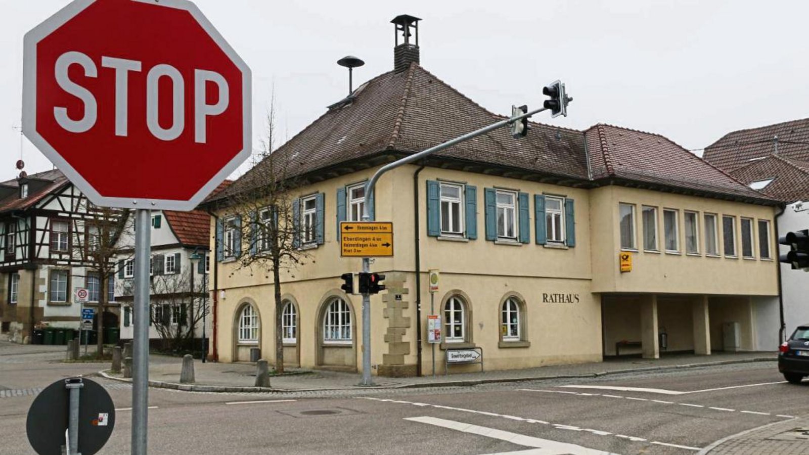 Das Rathaus in Hochdorf soll energetisch saniert werden. Fotos: Bögel Das Rathaus in Hochdorf soll energetisch saniert werden. Fotos: Bögel