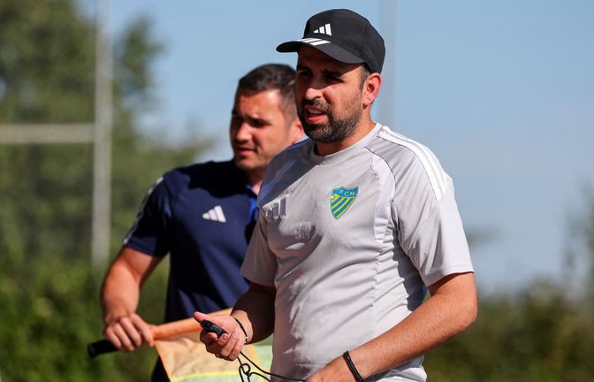 Marbachs Trainer Christos Makrigiannis schätzt die Arbeit des Pokalgegners SGV Murr.<span class='image-autor'>Alexander Keppler/Baumann</span>
