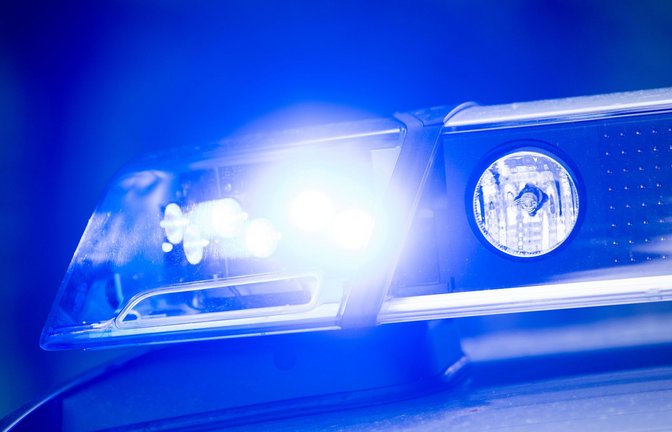 Die Polizei ermittelt (Symbolbild).<span class='image-autor'>Foto: Lino Mirgeler/dpa</span>