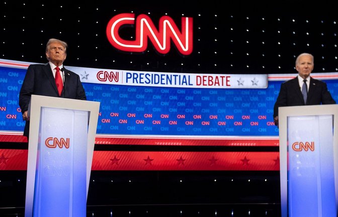 Amtsinhaber Joe Biden trat schwach im TV-Duell gegen Donald Trumpf auf – deutsche Politiker setzen auf einen Kandidatenwechsel seitens der Demokraten.<span class='image-autor'>Foto: AFP/CHRISTIAN MONTERROSA</span>